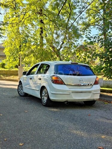 Opel Astra 2009, 290,353 km - 1.4 л - Quba