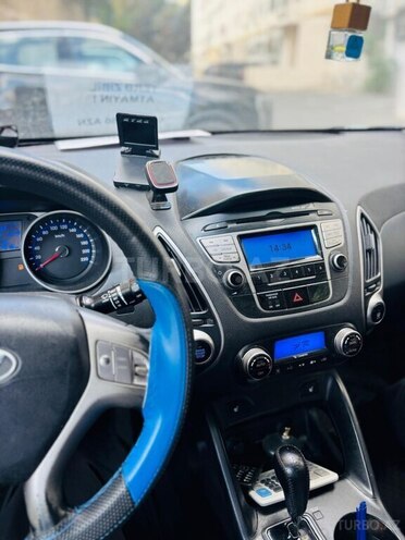 Hyundai ix35 2011, 217,000 km - 2.0 л - Bakı