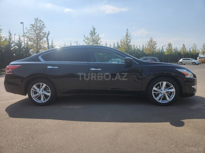 Nissan Altima 2014, 280,000 km - 2.5 л - Salyan