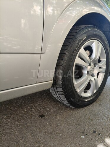 Opel Astra 2005, 246,000 km - 1.4 l - Bakı