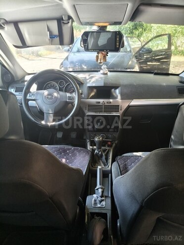 Opel Astra 2005, 246,000 km - 1.4 l - Bakı