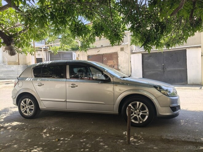 Opel Astra 2005, 246,000 km - 1.4 l - Bakı