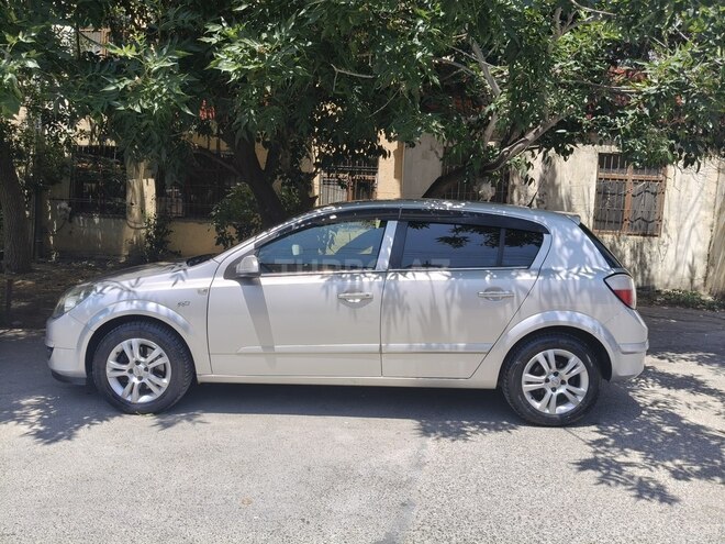 Opel Astra 2005, 246,000 km - 1.4 l - Bakı