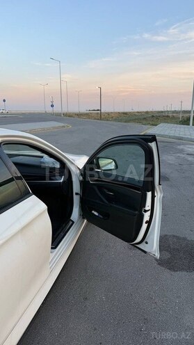 BMW 535 2013, 285,000 km - 3.0 l - Bakı