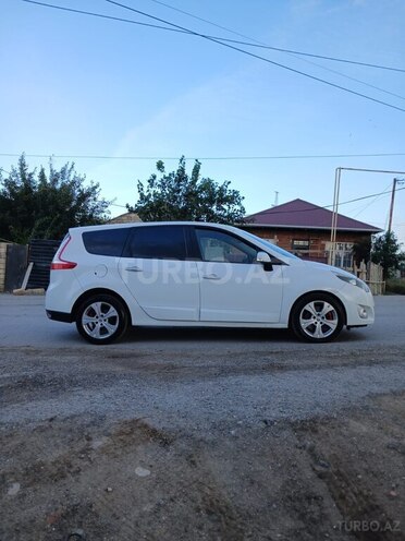 Renault Scenic 2010, 380,000 km - 2.0 л - Bakı