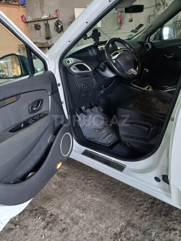 Renault Scenic 2010, 380,000 km - 2.0 л - Bakı