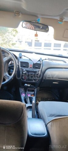 Nissan Sunny 2005, 420,000 km - 1.3 l - Bakı