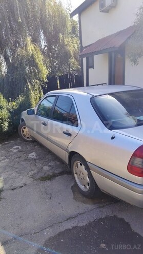 Mercedes C 180 1994, 500,000 km - 1.8 л - Qusar