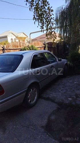 Mercedes C 180 1994, 500,000 km - 1.8 л - Qusar