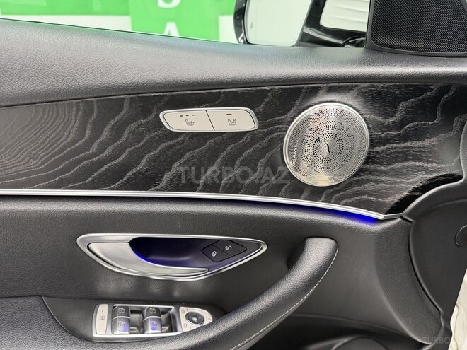 Mercedes E 220 d 2017, 257,400 km - 2.0 l - Bakı