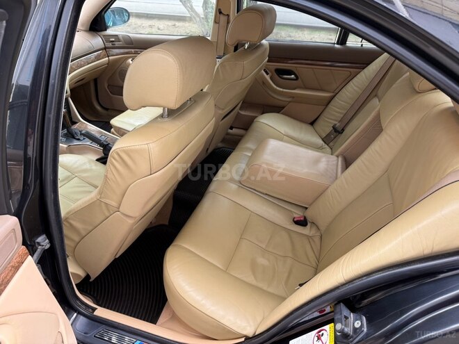 BMW 530 2002, 300,000 km - 3.0 l - Bakı