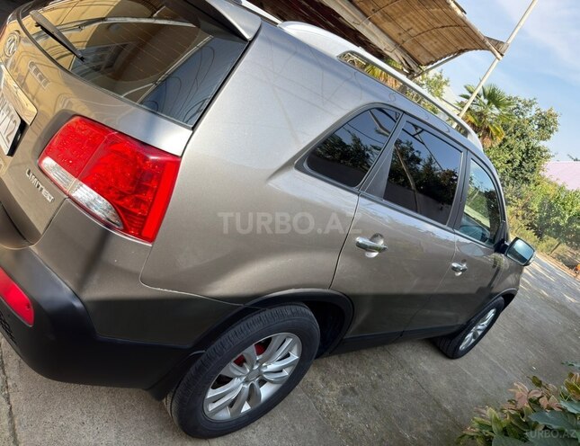 Kia Sorento 2009, 268,110 km - 2.0 l - Tovuz