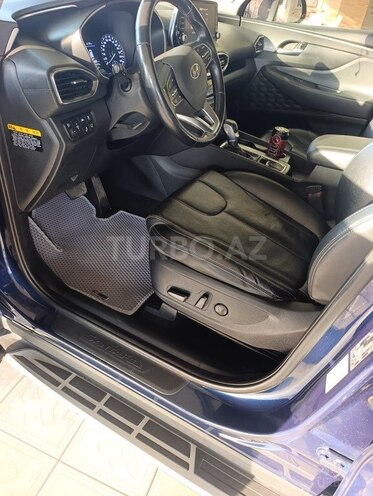Hyundai Santa Fe 2019, 16,000 km - 2.0 л - Qazax