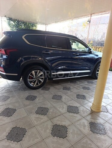 Hyundai Santa Fe 2019, 16,000 km - 2.0 л - Qazax