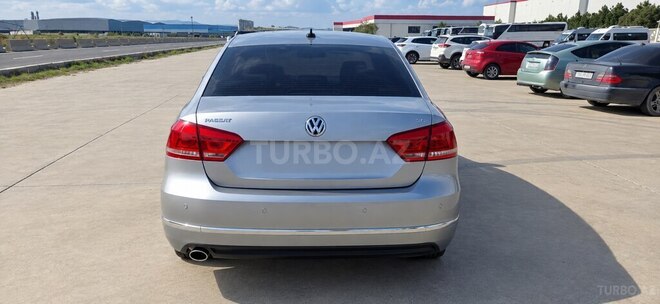 Volkswagen Passat 2013, 263,384 km - 2.5 l - Sumqayıt