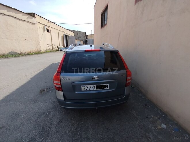 Kia  2008, 239,899 km - 1.6 l - Bakı