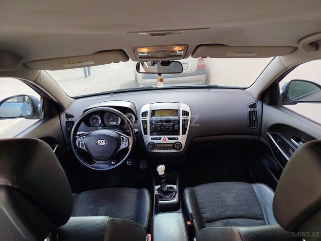 Kia  2008, 239,899 km - 1.6 l - Bakı
