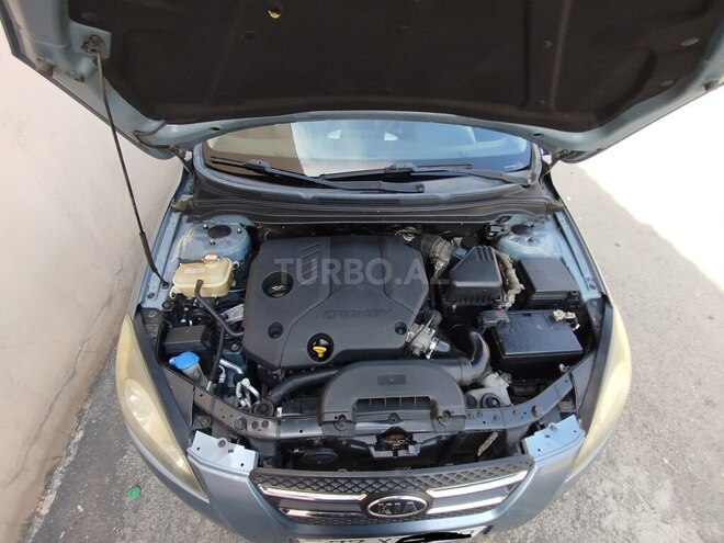 Kia  2008, 239,899 km - 1.6 l - Bakı