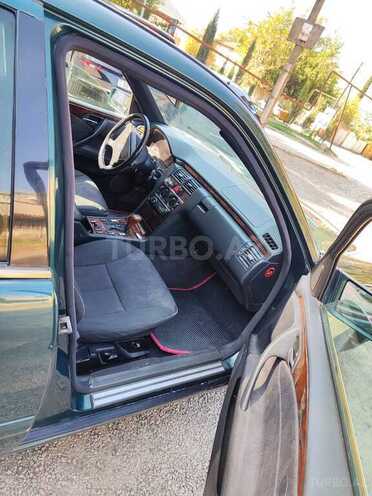 Mercedes E 220 1998, 300,000 km - 2.2 l - Gəncə
