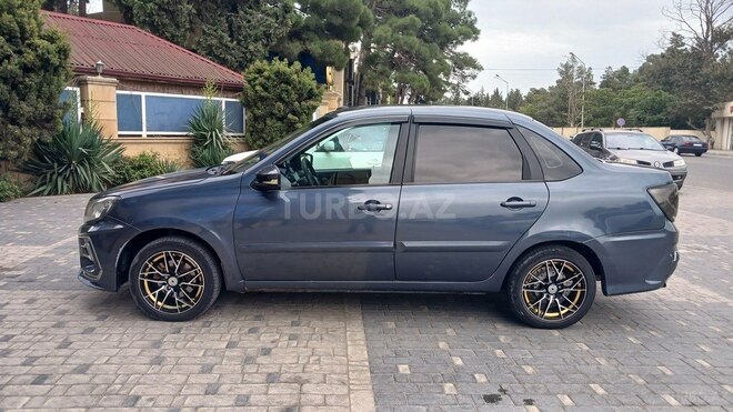 LADA (VAZ) Granta 2019, 350,000 km - 1.6 l - Bakı