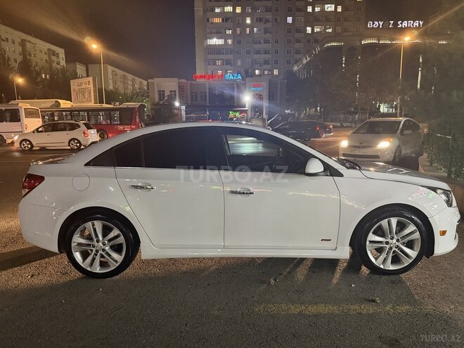 Chevrolet Cruze 2015, 321,869 km - 1.4 l - Sumqayıt
