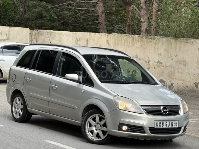 Opel Zafira 2005, 245,000 km - 1.9 л - Bakı