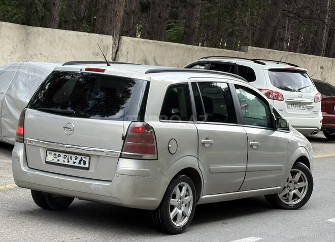 Opel Zafira 2005, 245,000 km - 1.9 л - Bakı