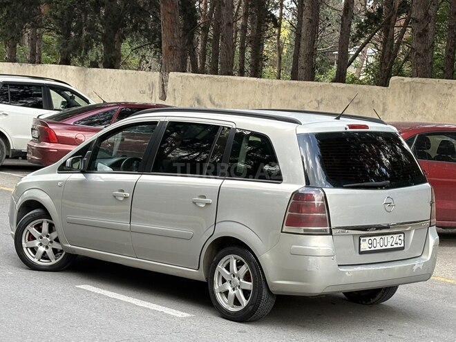 Opel Zafira 2005, 245,000 km - 1.9 л - Bakı