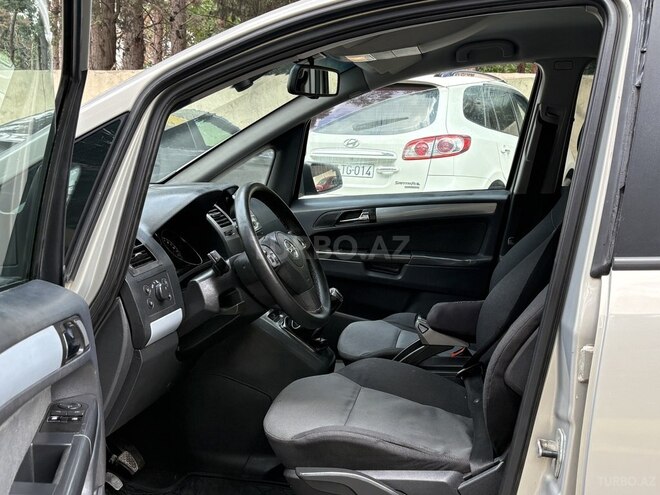 Opel Zafira 2005, 245,000 km - 1.9 л - Bakı