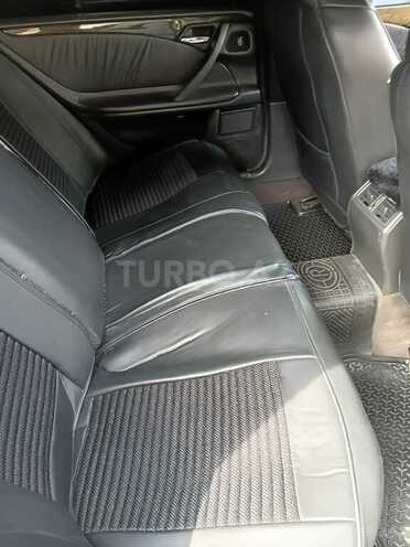 Mercedes E 270 2001, 400,000 km - 2.7 l - Biləsuvar