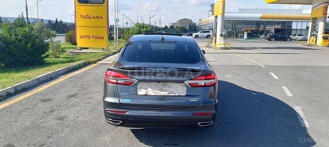 Ford Fusion (North America) 2019, 268,000 km - 2.0 l - Sumqayıt