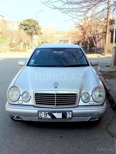 Mercedes E 240 1998, 289,000 km - 2.4 l - Gəncə