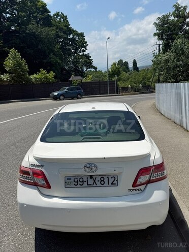 Toyota Camry 2011, 306,000 km - 2.5 л - Qusar