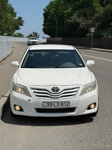 Toyota Camry 2011, 306,000 km - 2.5 л - Qusar