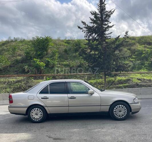 Mercedes C 180 1994, 241,000 km - 1.8 l - Bakı
