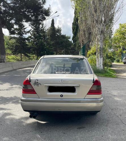 Mercedes C 180 1994, 241,000 km - 1.8 l - Bakı