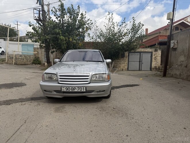 Mercedes C 220 2000, 526,200 km - 2.2 л - Bakı