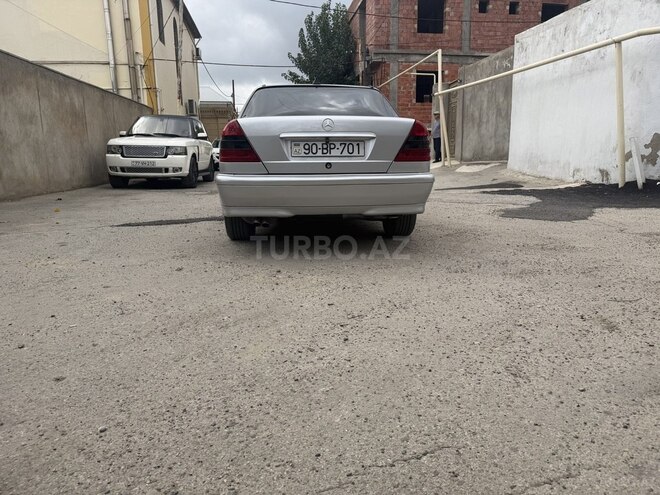 Mercedes C 220 2000, 526,200 km - 2.2 л - Bakı