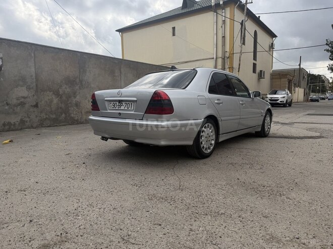 Mercedes C 220 2000, 526,200 km - 2.2 л - Bakı