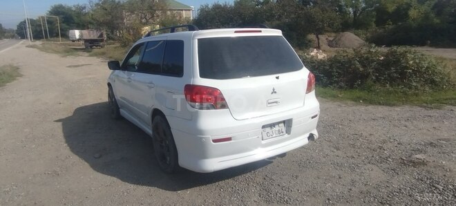 Mitsubishi Airtrek 2002, 360,000 km - 2.0 l - Quba