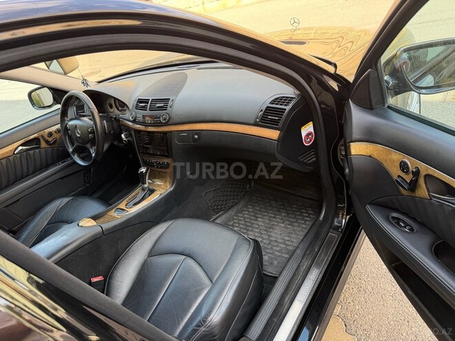 Mercedes E 350 2007, 234,000 km - 3.5 l - Bakı