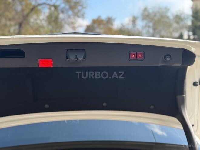 Mercedes E 220 2013, 218,000 km - 2.1 л - Xırdalan