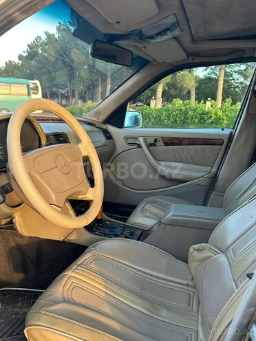 Mercedes C 200 1998, 220,000 km - 2.0 л - Bakı