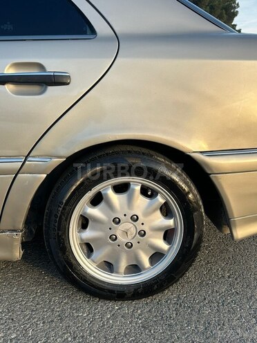 Mercedes C 200 1998, 220,000 km - 2.0 л - Bakı
