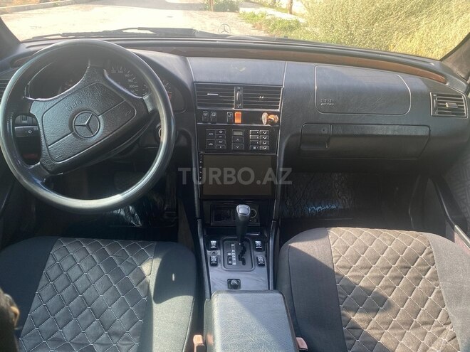 Mercedes C 200 1995, 180,000 km - 2.0 l - Bakı