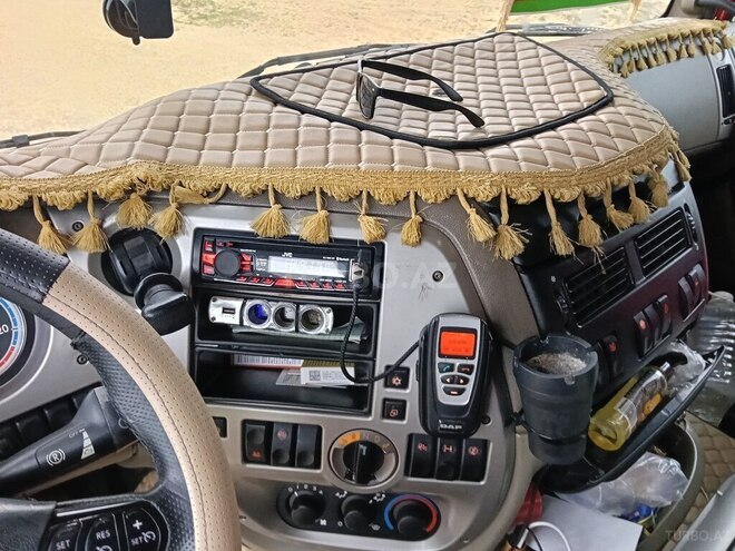 DAF 105 XF 2008, 140,000 km - 12.0 l - Bakı
