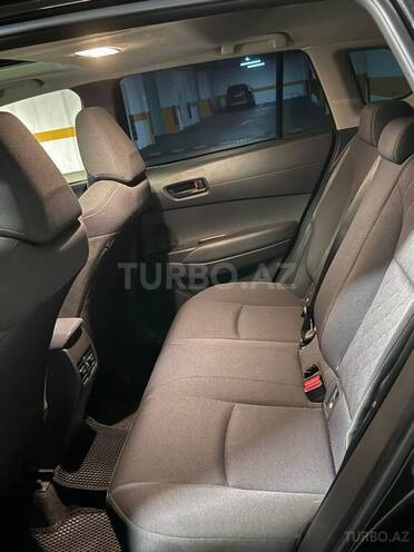 Toyota Corolla Cross 2025, 24,000 km - 2.0 l - Bakı
