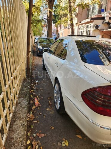 Mercedes E 270 2003, 217,000 km - 2.7 l - Bakı