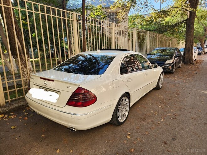 Mercedes E 270 2003, 217,000 km - 2.7 l - Bakı