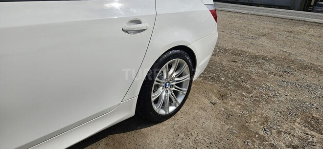 BMW 525 2006, 255,000 km - 2.5 l - Bakı